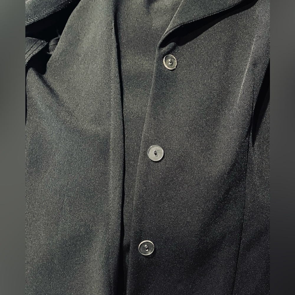 𝅺Alyn Paige women’s black blazer. - Picture 4 of 4